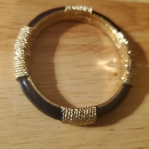 J.Crew black enamel filagree gold tone bracelet bangle cuff hinge close & click